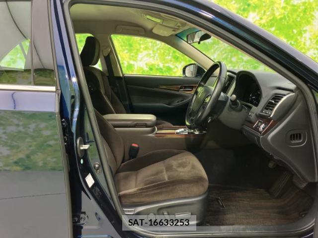 Toyota CROWN 2015-07 7806922-3