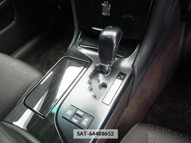 Toyota CROWN 2009-08 7806967-10