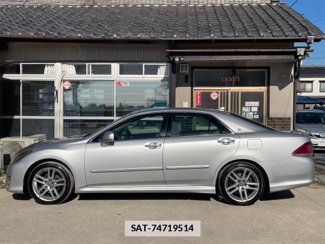 Toyota CROWN 2010-03 7807023-10