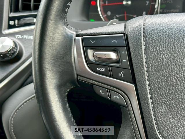 Toyota CROWN 2016-11 7808307-18