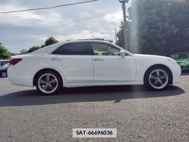 Toyota CROWN 2013-04 7808595-3