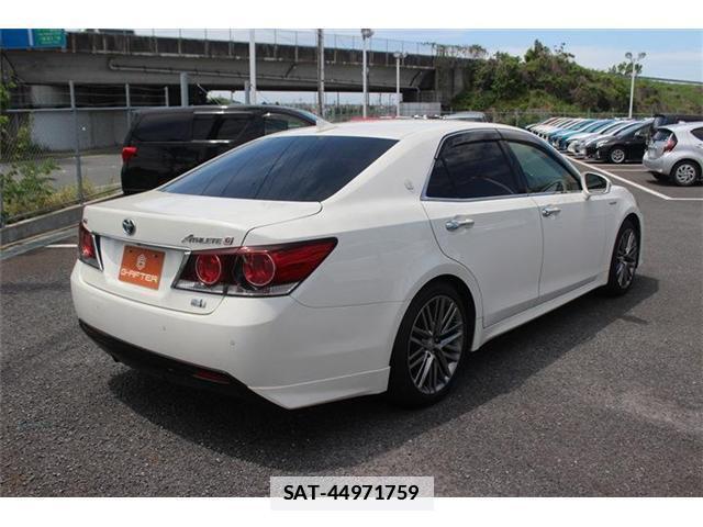 Toyota CROWN 2016-02 7808832-9