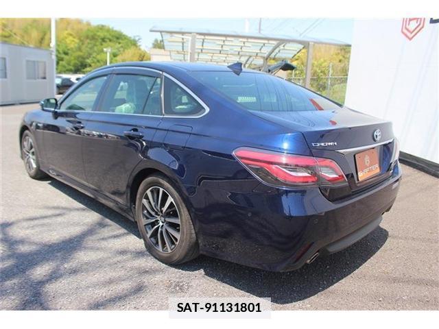 Toyota CROWN 2019-04 7808833-10