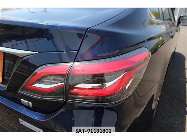 Toyota CROWN 2019-04 7808833-18