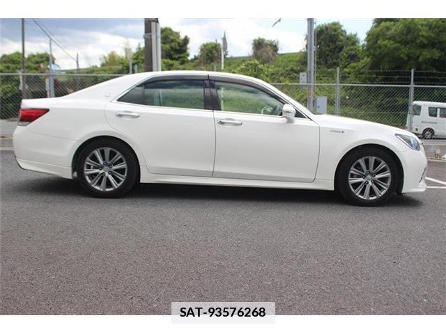 Toyota CROWN 2016-04 7808835-8