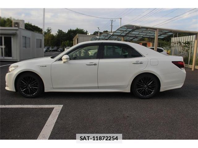 Toyota CROWN 2015-09 7808839-12