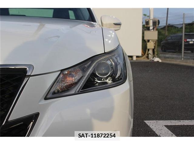 Toyota CROWN 2015-09 7808839-16