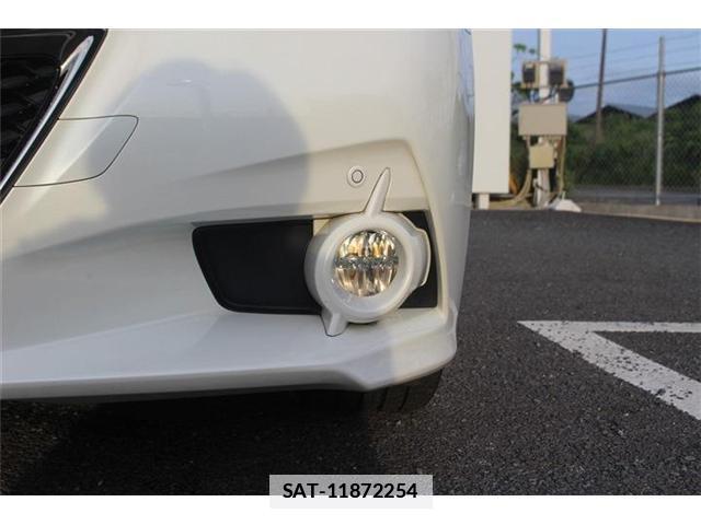 Toyota CROWN 2015-09 7808839-17
