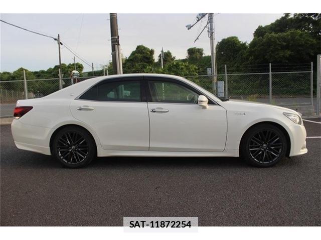 Toyota CROWN 2015-09 7808839-8
