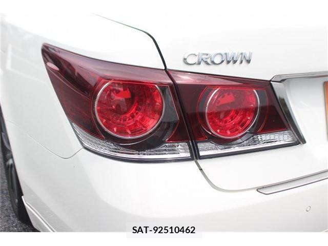 Toyota CROWN 2017-03 7808850-19