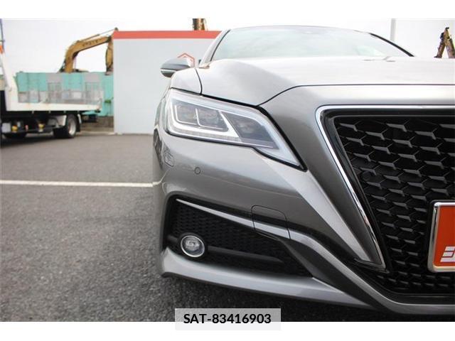 Toyota CROWN 2022-02 7809341-12