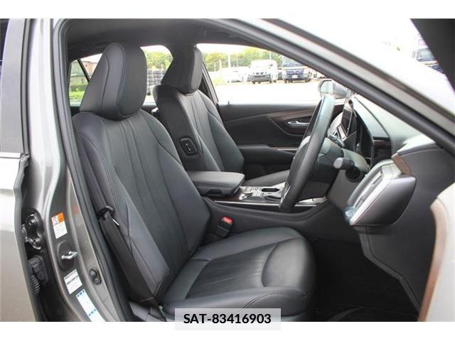 Toyota CROWN 2022-02 7809341-17