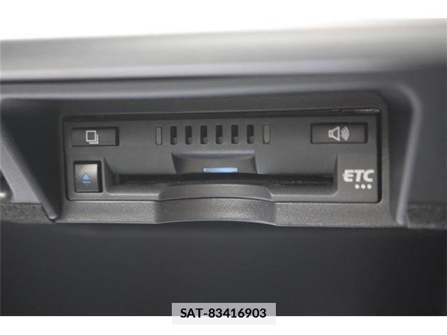 Toyota CROWN 2022-02 7809341-5