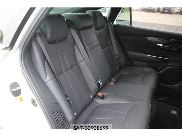Toyota CROWN 2019-03 7809342-19