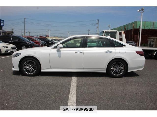 Toyota CROWN 2021-03 7809354-10