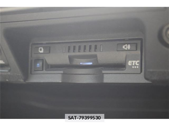 Toyota CROWN 2021-03 7809354-6