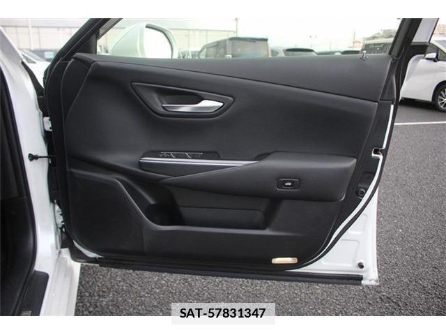 Toyota CROWN 2021-04 7809355-17