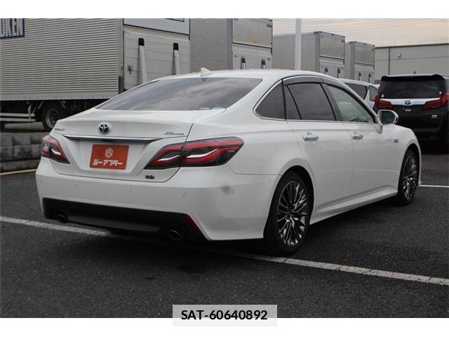 Toyota CROWN 2018-09 7809364-13
