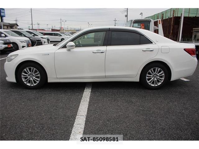 Toyota CROWN 2014-09 7809370-12