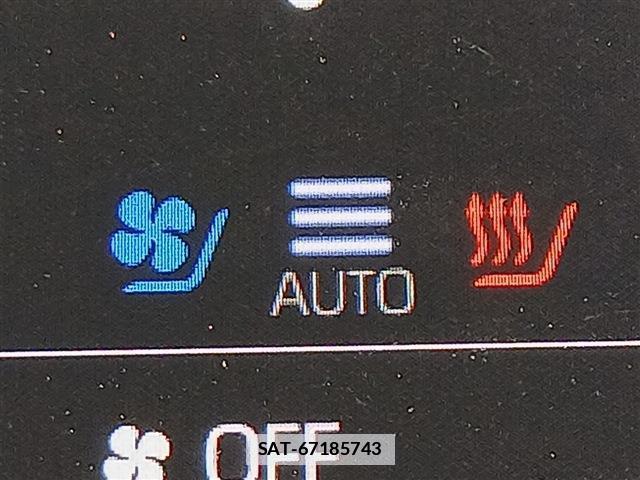Toyota CROWN 2019-01 7809396-4