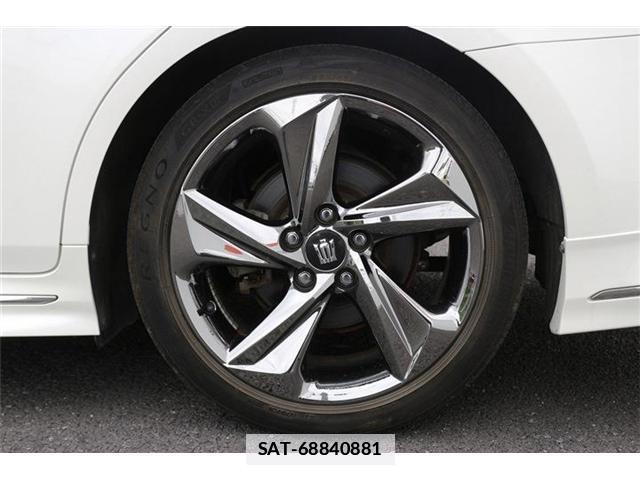 Toyota CROWN 2018-06 7809406-13