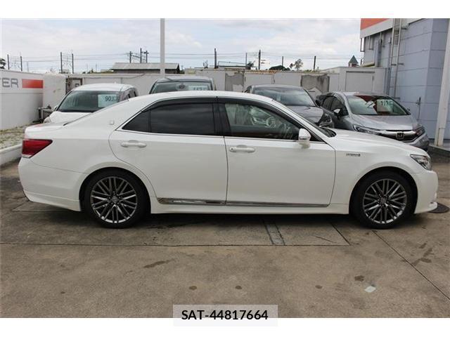 Toyota CROWN 2014-06 7809444-12