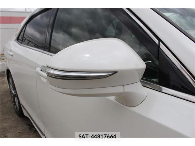 Toyota CROWN 2014-06 7809444-17