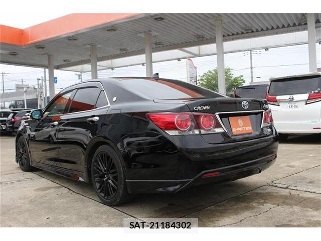 Toyota CROWN 2016-10 7809448-10