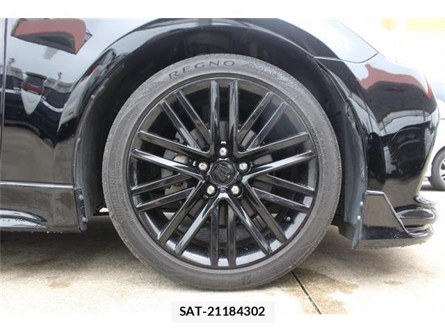 Toyota CROWN 2016-10 7809448-14