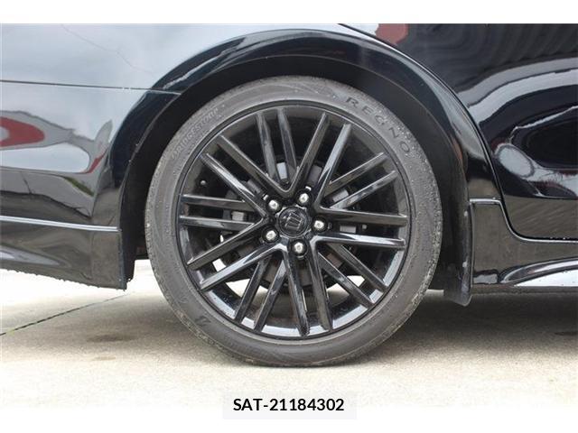 Toyota CROWN 2016-10 7809448-15