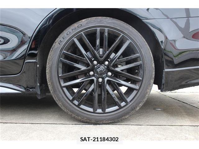 Toyota CROWN 2016-10 7809448-16