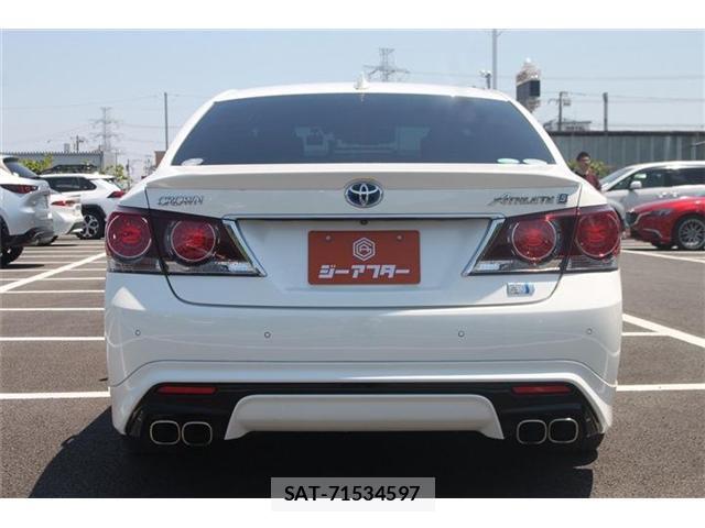 Toyota CROWN 2017-07 7809519-10