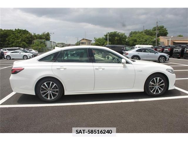 Toyota CROWN 2018-06 7809522-13
