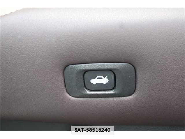 Toyota CROWN 2018-06 7809522-3