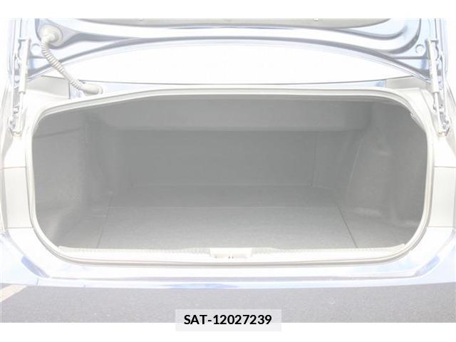 Toyota CROWN 2022-05 7809533-17