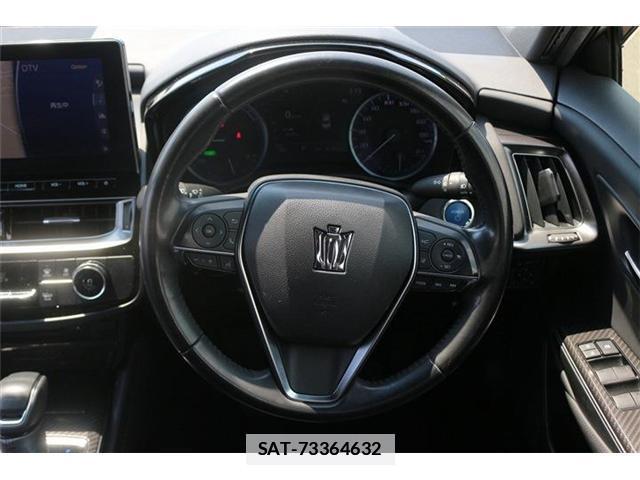 Toyota CROWN 2021-04 7809534-15