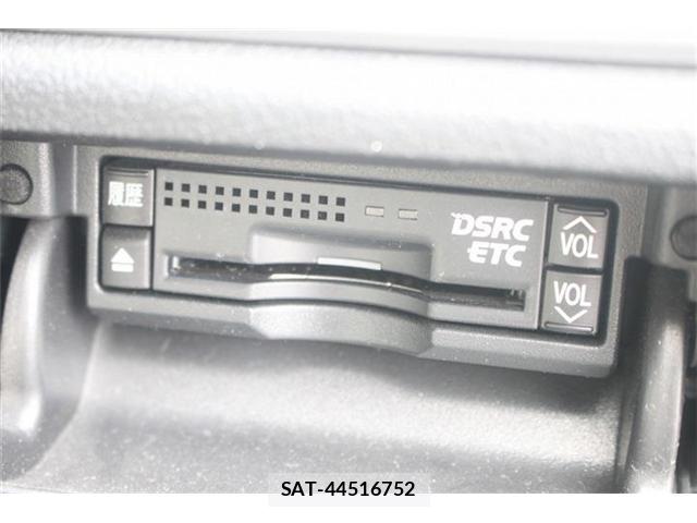 Toyota CROWN 2015-06 7809541-3