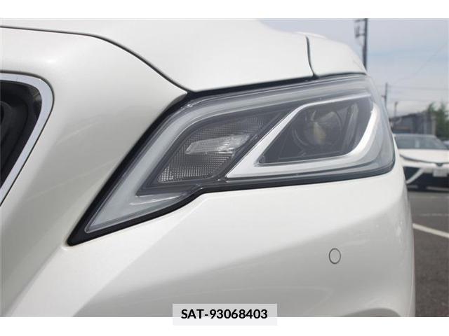Toyota CROWN 2018-07 7809544-12