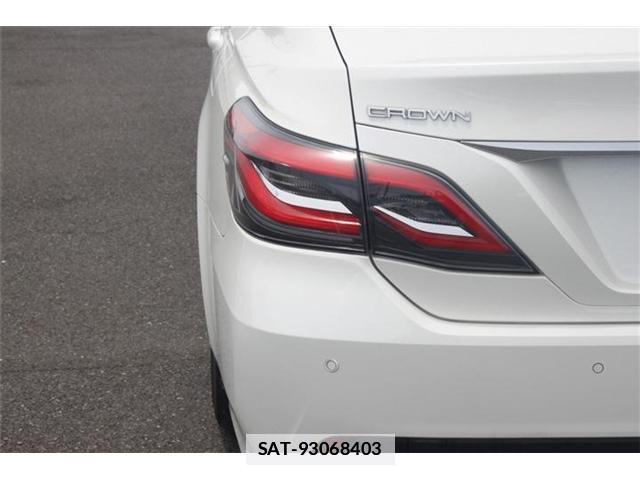Toyota CROWN 2018-07 7809544-16