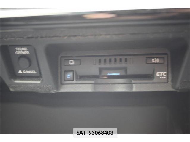 Toyota CROWN 2018-07 7809544-4