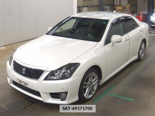 Toyota CROWN 2011-06 7810011-0