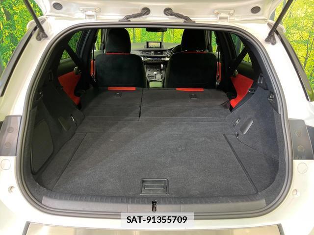Lexus CT 2012-05 7793255-9