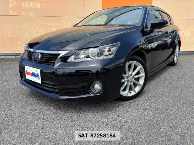 Lexus CT 2013-03 7793554-0