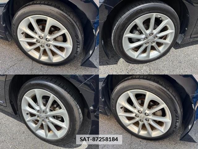 Lexus CT 2013-03 7793554-11