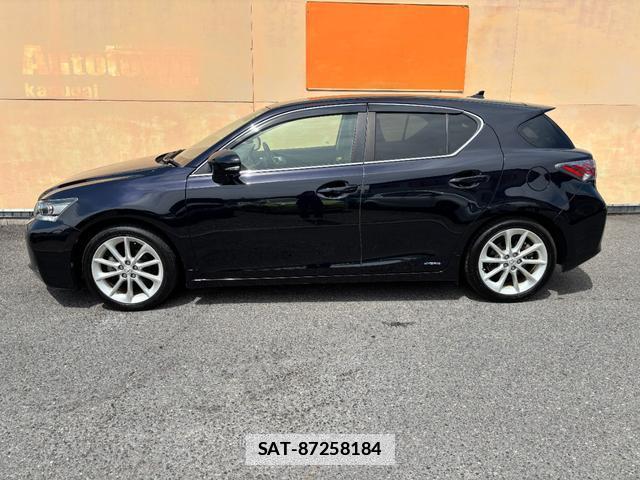 Lexus CT 2013-03 7793554-15