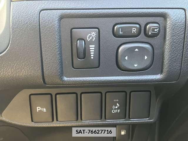 Lexus CT 2016-04 7793666-10
