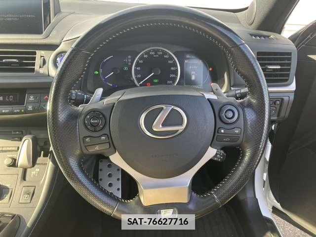 Lexus CT 2016-04 7793666-11