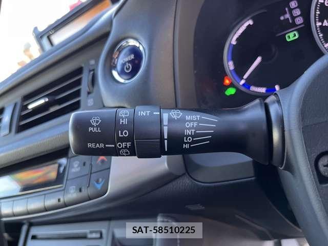 Lexus CT 2011-05 7793668-5