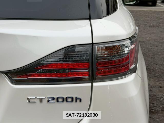 Lexus CT 2015-06 7794367-1