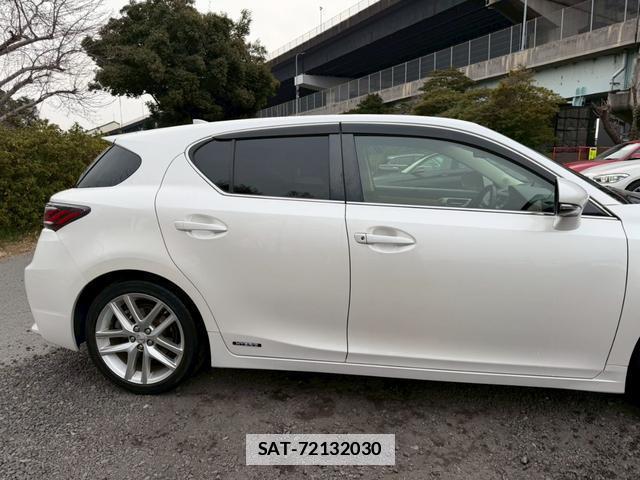 Lexus CT 2015-06 7794367-4